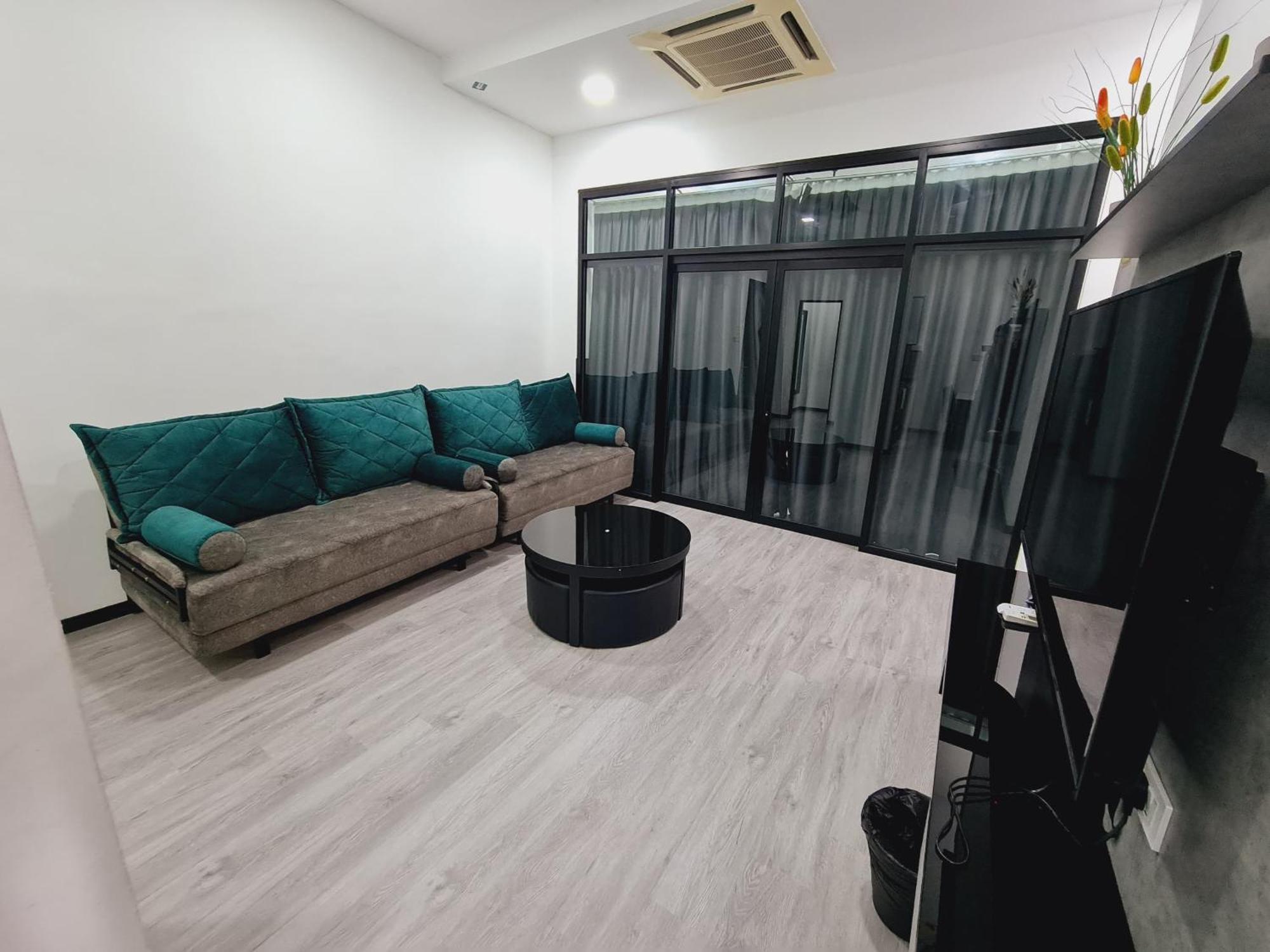 Myhome Tpb Taragon Куала-Лумпур Экстерьер фото