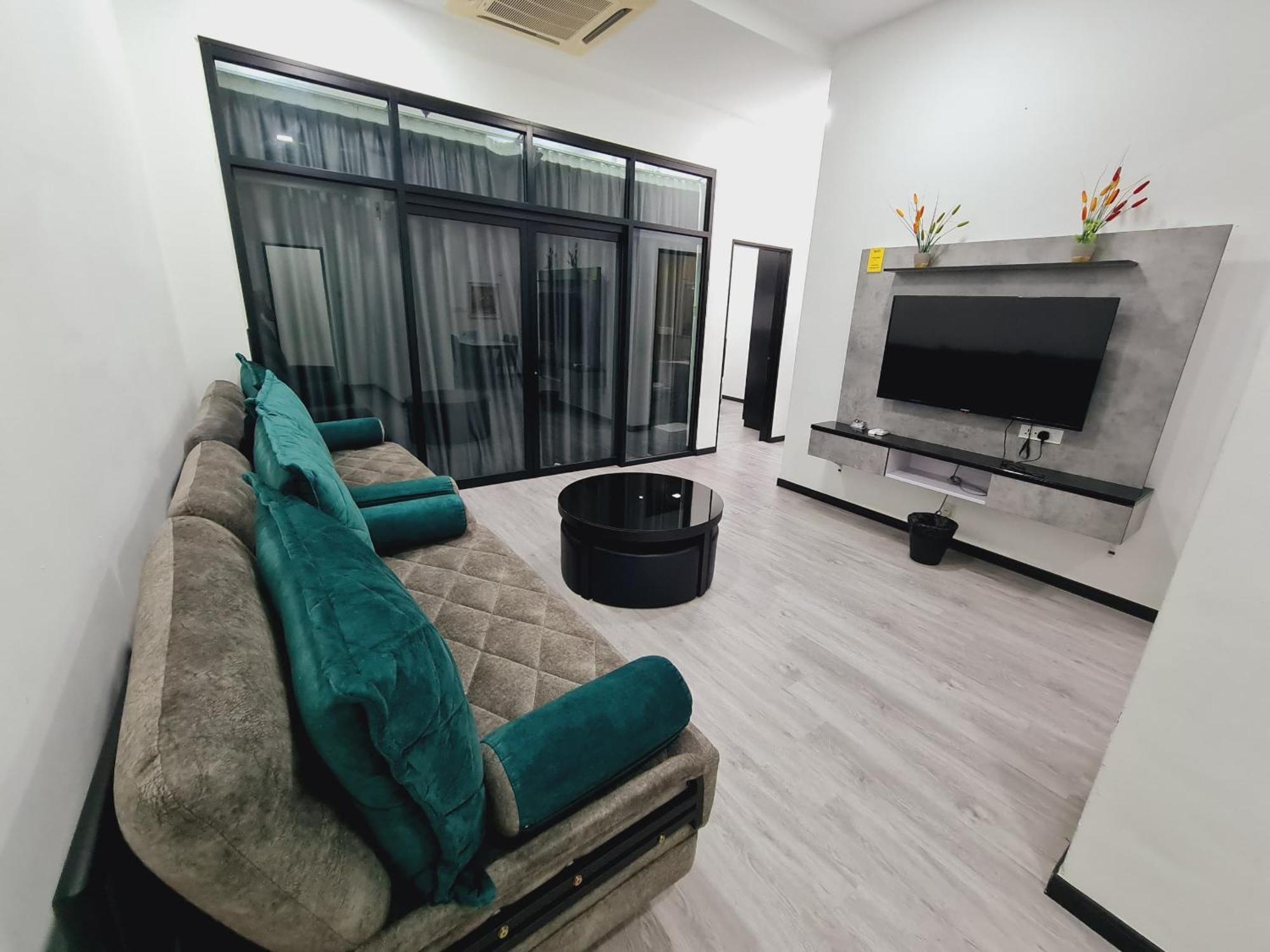 Myhome Tpb Taragon Куала-Лумпур Экстерьер фото