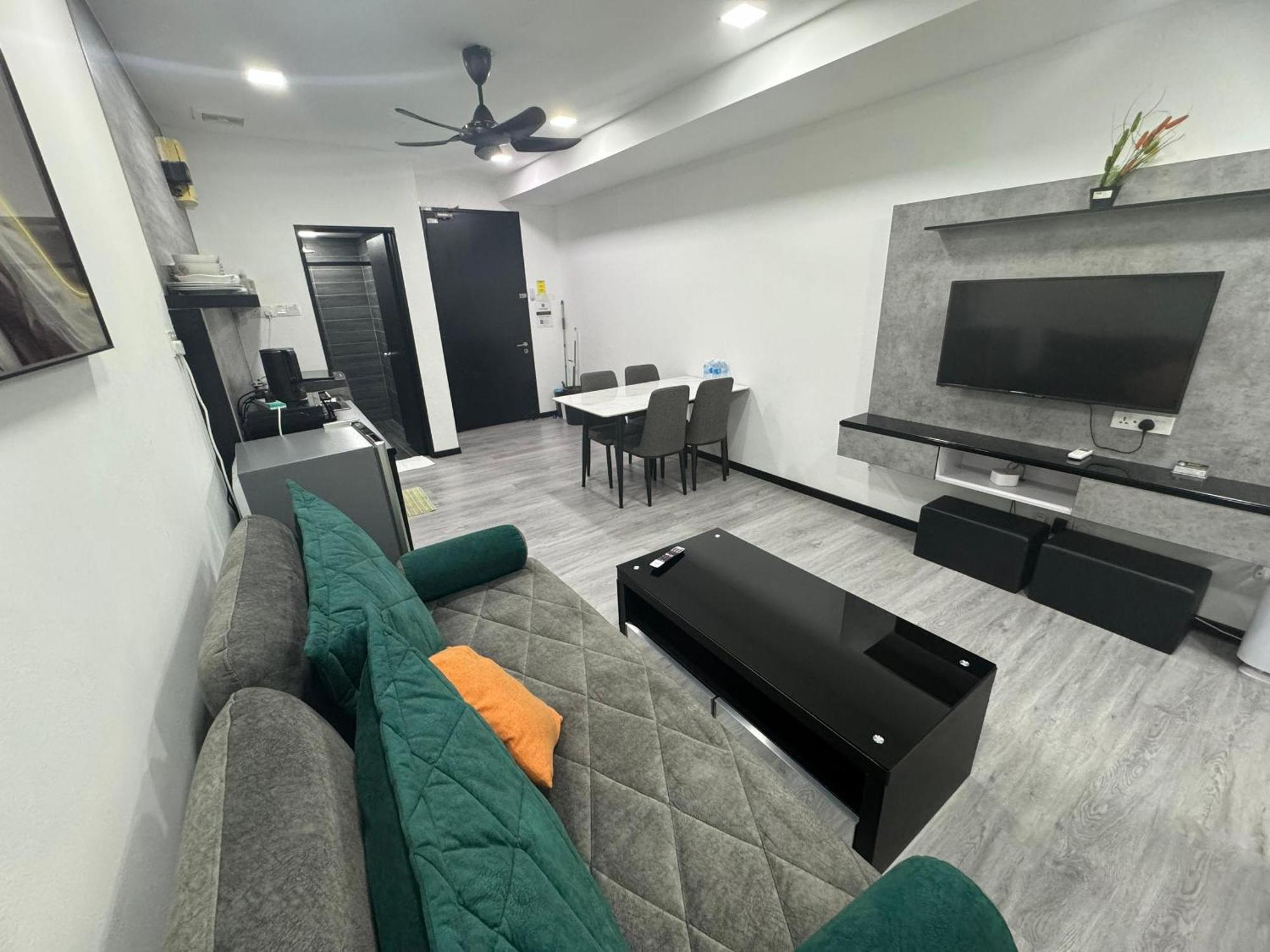 Myhome Tpb Taragon Куала-Лумпур Экстерьер фото